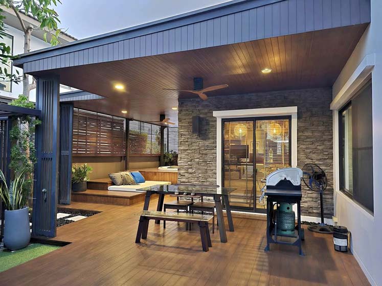 House with Shared Pool for rent in Bangnatrad